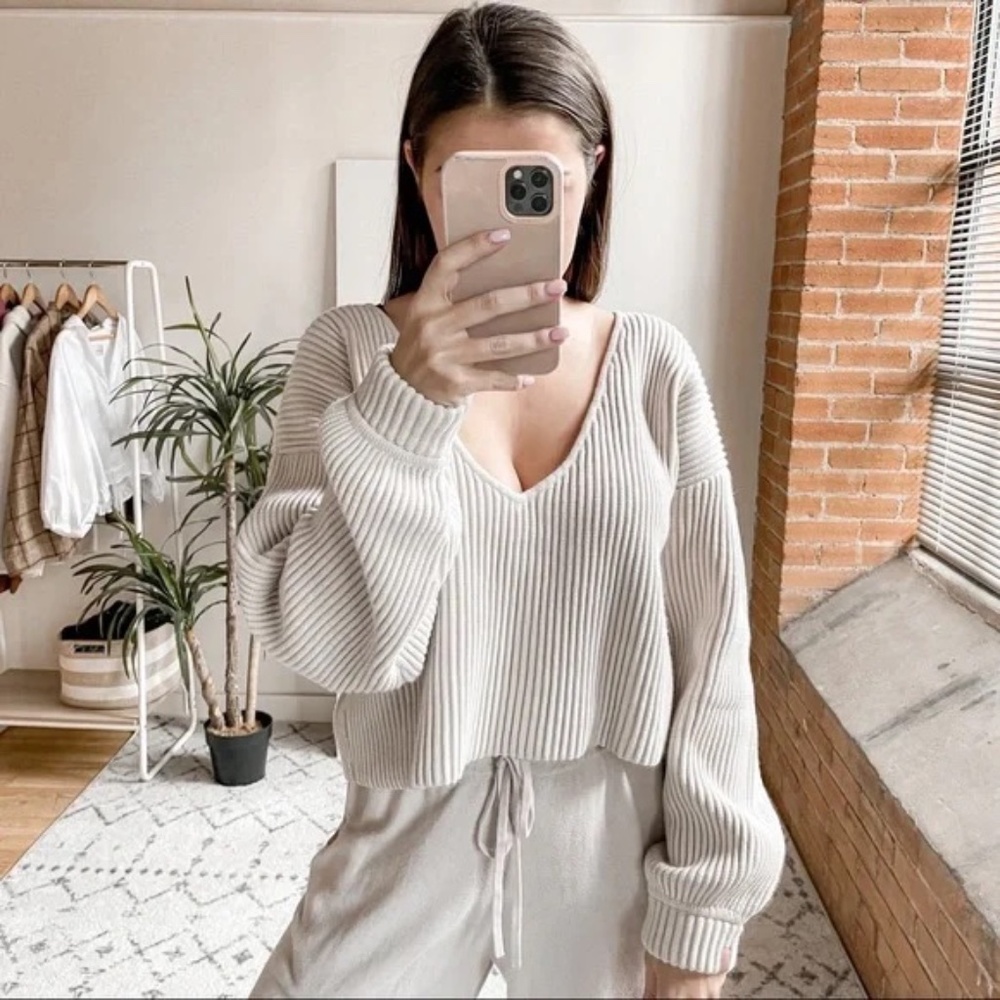 lunya Cream Ribbed V-Neck Sweater